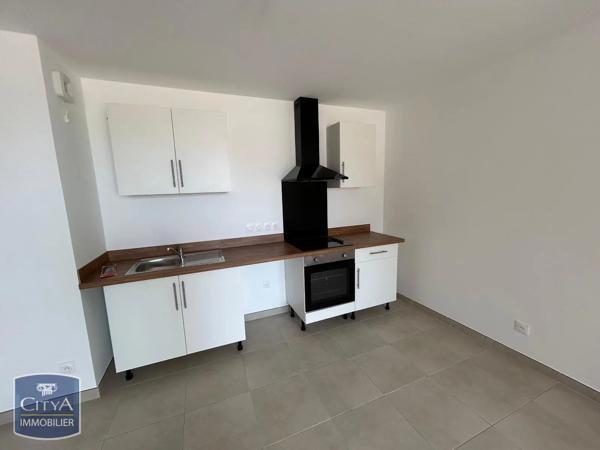 Appartement à louer 3 pièces 59.4m² Port-de-Bouc (13110)