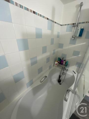 Appartement F3 à vendre  3 pièces - 70,51 m2 CHATELLERAULT - 86