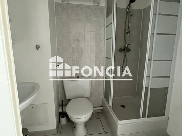 Location Appartement meublé 2 pièces 36.41 m² - AVENUE JEANNE DE SEGUR Luynes 13080