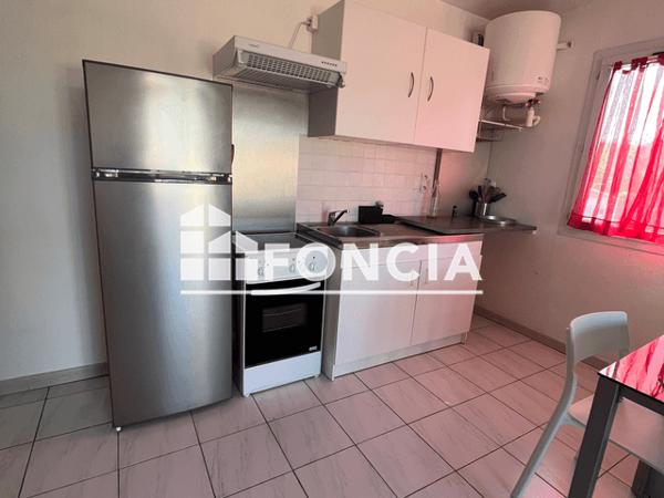 Location Appartement meublé 2 pièces 36.41 m² - AVENUE JEANNE DE SEGUR Luynes 13080