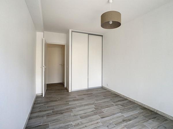 Valence secteur Châteauvert proche centre ville, T3 avec garage en sous-sol