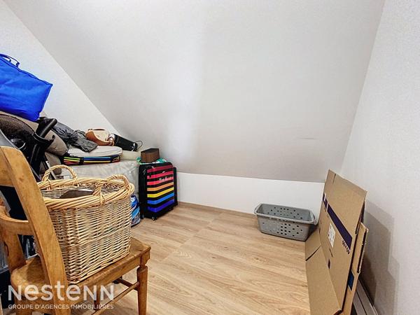 Maison contemporaine de 2015 avec vie de plain pied, proche bourg et école à pied