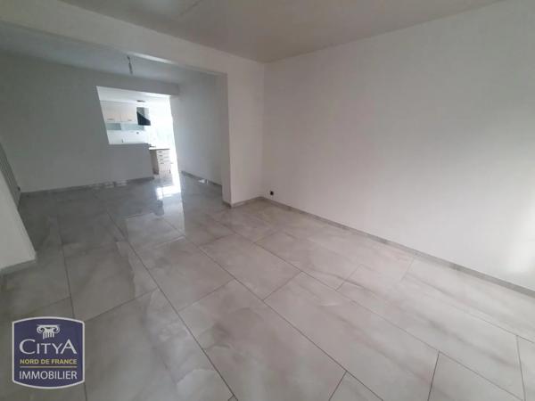 Maison à louer 4 pièces 125.77m² Flers-en-Escrebieux (59128)