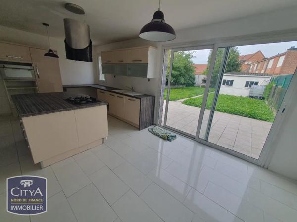 Maison à louer 4 pièces 125.77m² Flers-en-Escrebieux (59128)