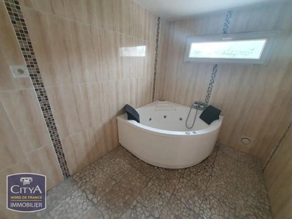 Maison à louer 4 pièces 125.77m² Flers-en-Escrebieux (59128)