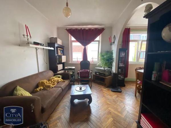 Appartement à louer 2 pièces 61.25m² Ghyvelde (59260)