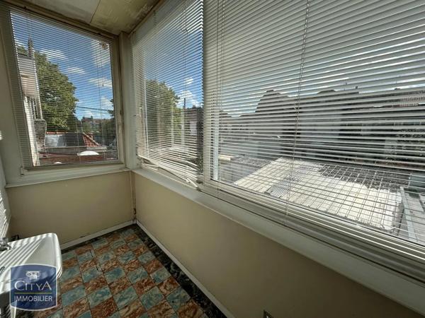 Appartement à louer 2 pièces 61.25m² Ghyvelde (59260)