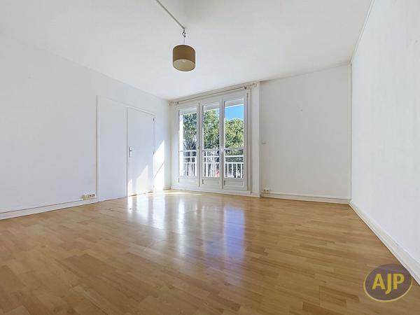 Appartement à vendre Reze - 4 pièces, 71m² avec 3 chambre(s) à 156 890€ - AJP Immobilier Rezé