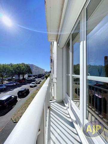 Appartement à vendre Reze - 4 pièces, 71m² avec 3 chambre(s) à 156 890€ - AJP Immobilier Rezé