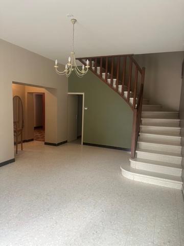 Courthézon (84350) Maison 145m2 avec jardin à Courthézon