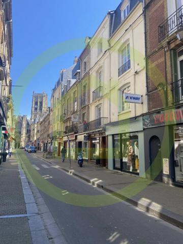 Appartement à RUE SAINT JACQUES (76200)