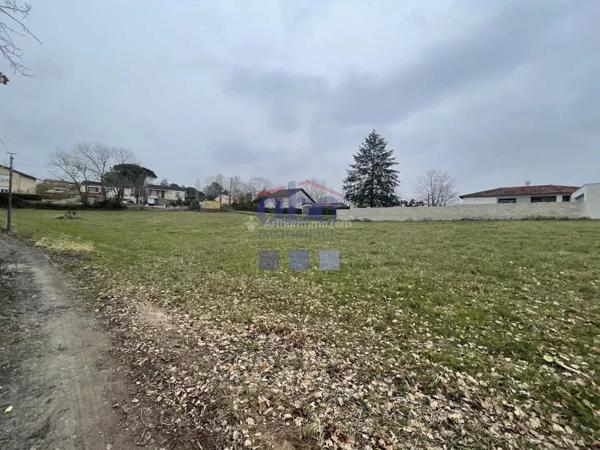 Vente Terrain 800 m2 à Carmaux