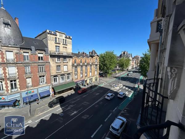 Appartement à louer 4 pièces 97.48m² Charleville-Mézières (08000)