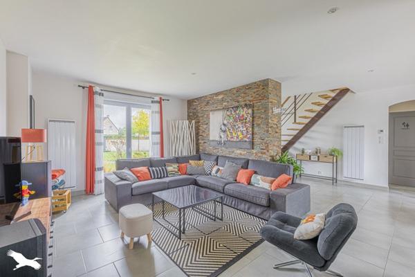 Maison à vendre |  Pocé-sur-Cisse |  5 pièces | 145 m²