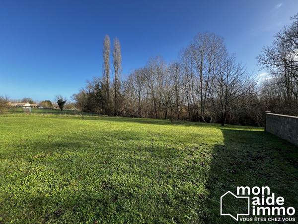 Maison de plain-pied 4 chambres possibles sans travaux à prévoir, au clame