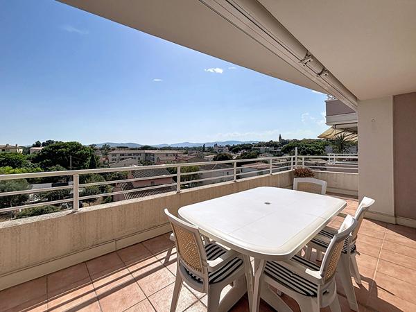 FREJUS T4 de 91,5 m² ? Étage élevé, vue dégagée & grande terrasse - double garage