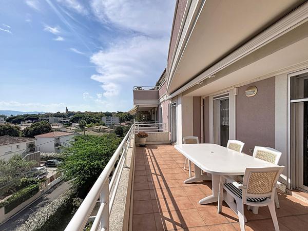 FREJUS T4 de 91,5 m² ? Étage élevé, vue dégagée & grande terrasse - double garage