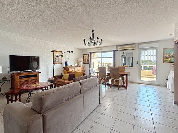 FREJUS T4 de 91,5 m² ? Étage élevé, vue dégagée & grande terrasse - double garage