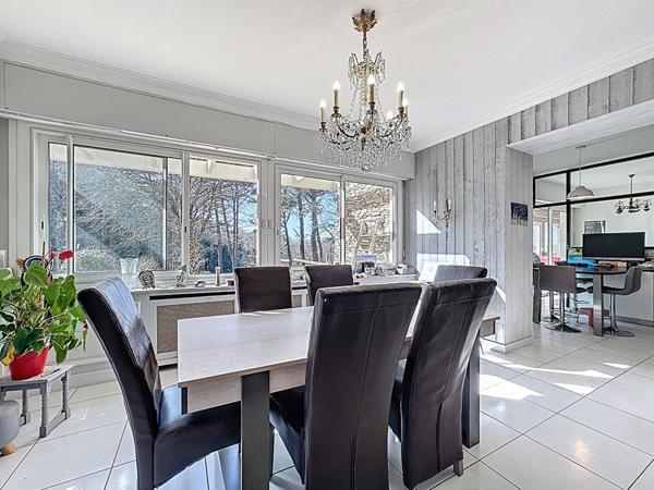 Domaine d'exception et maison de plain pied, 230m² et sous-sol total - Ploemeur.