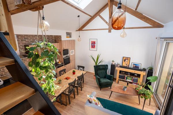 Maison citadine rénovée et son patio de charme – Nantes Zola