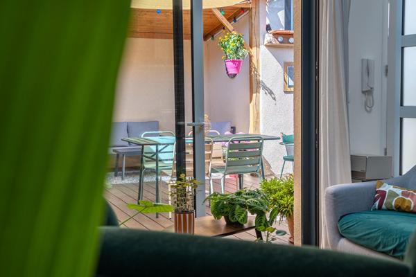Maison citadine rénovée et son patio de charme – Nantes Zola
