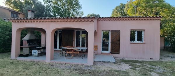 Belle Villa Traditionnelle à Vidauban 4P 110m2 avec terrain 1250m2