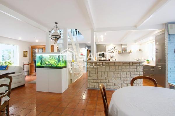 Maison individuelle de 6 pièces et vie de plain-pied