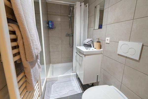 A VENDRE - Studio de 16 m² ? Annecy Vieille-Ville -Rentabilité Airbnb - À deux pas du lac