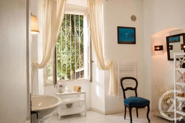 Maison à vendre  9 pièces - 262,24 m 2   SAN MARTINO DI LOTA  - 202
