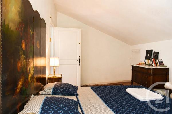 Maison à vendre  9 pièces - 262,24 m 2   SAN MARTINO DI LOTA  - 202