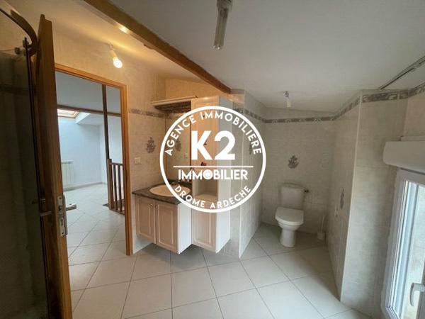 MAISON DE VILLE 77 m² - 3 CHAMBRES - GARAGE 35 m² - SANS TRAVAUX
