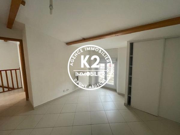 MAISON DE VILLE 77 m² - 3 CHAMBRES - GARAGE 35 m² - SANS TRAVAUX