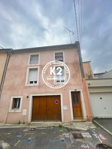 MAISON DE VILLE 77 m² - 3 CHAMBRES - GARAGE 35 m² - SANS TRAVAUX