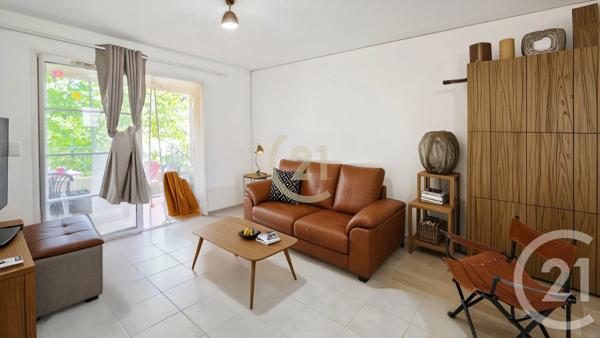 Appartement à vendre  2 pièces - 42 m 2   PATRIMONIO  - 202