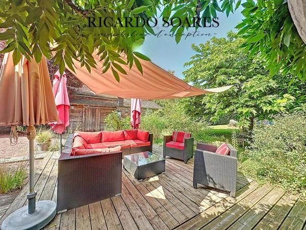 ESTREES-SAINT-DENIS 60190 - MAISON DE CHARME / 245m2 au sol / 5 CHAMBRES / ATELIER / GARAGE / JARDIN