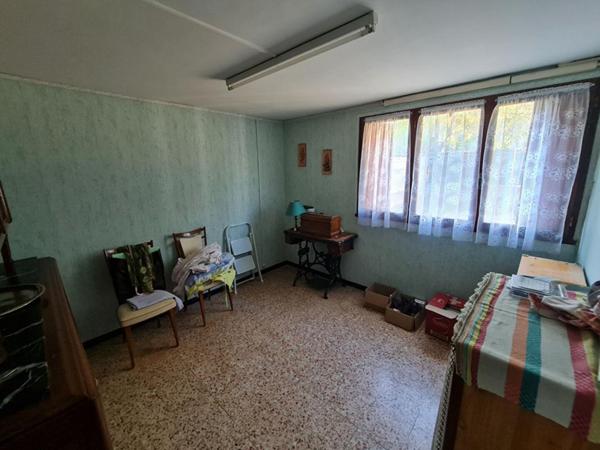 Maison familiale avec potentiel - Proche commerces et centre hospitalier