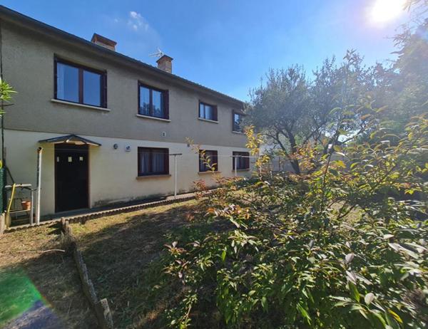 Maison familiale avec potentiel - Proche commerces et centre hospitalier