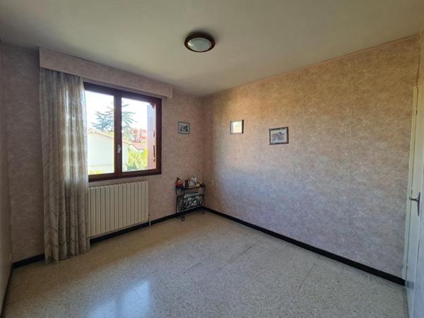 Maison familiale avec potentiel - Proche commerces et centre hospitalier