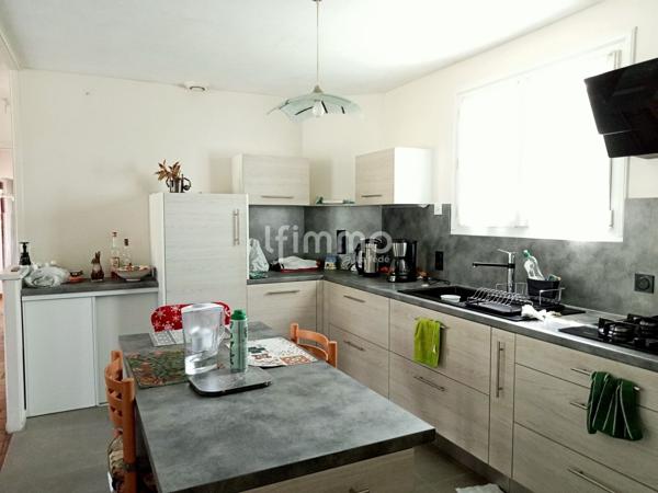 villecomtal maison 5 pièces avec garage