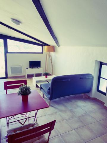 À vendre - Immeuble 177 m² situé à Carcassonne (11000)