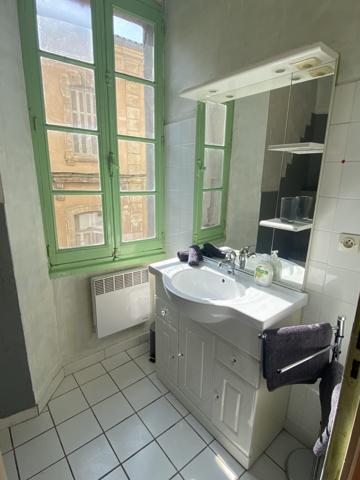 À vendre - Immeuble 177 m² situé à Carcassonne (11000)