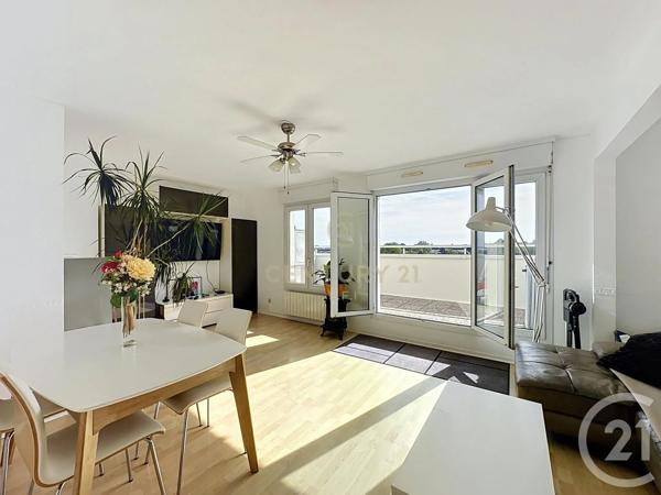 Appartement Duplex à vendre  4 pièces - 97,44 m 2   NOISY LE GRAND  - 93