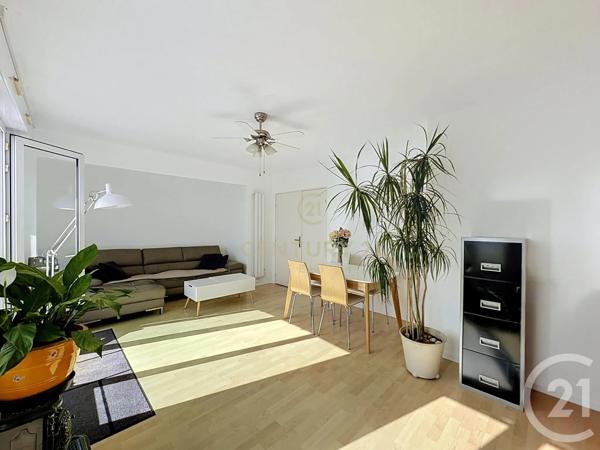 Appartement Duplex à vendre  4 pièces - 97,44 m 2   NOISY LE GRAND  - 93