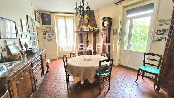 Maison hyper centre ville de Cosne sur Loire de 260 m2