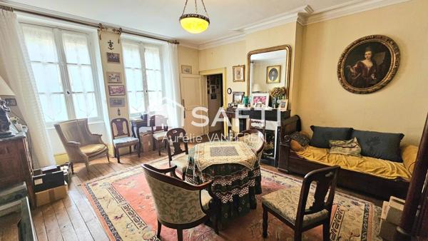 Maison hyper centre ville de Cosne sur Loire de 260 m2