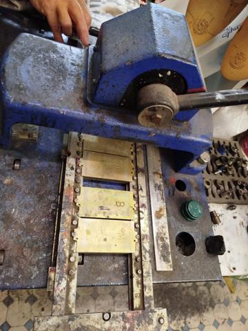 Chaussure - Cuir - Cordonnerie à NICE (06000)