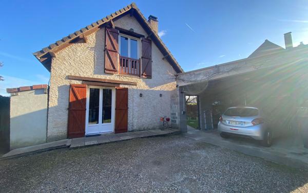 Maison à vendre    3 pièces •  Les Baux-Sainte-Croix