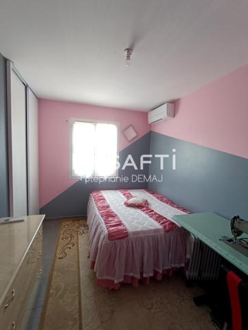 VILLA  &  VERANDA - PISCINE- Grand GARAGE- CAVE