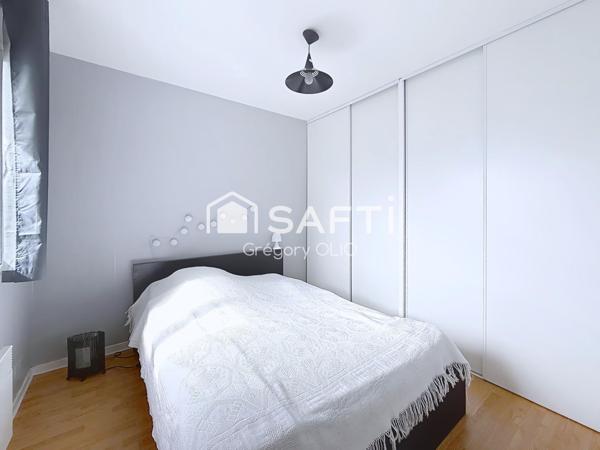 Appartement 2 pièces orienté sud avec place de parking.