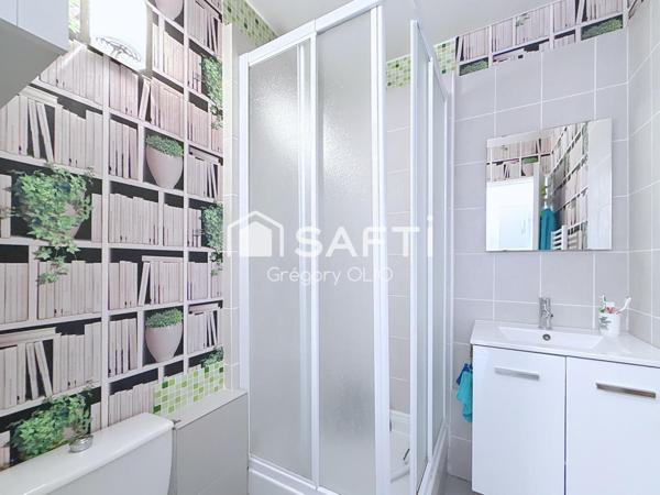 Appartement 2 pièces orienté sud avec place de parking.